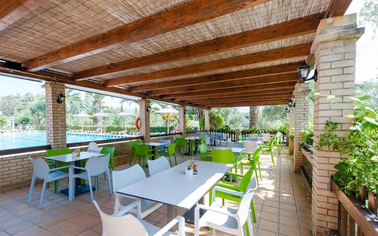 Govino Bay Luxury Beach Loft Apartment Danilia Buitenkant foto