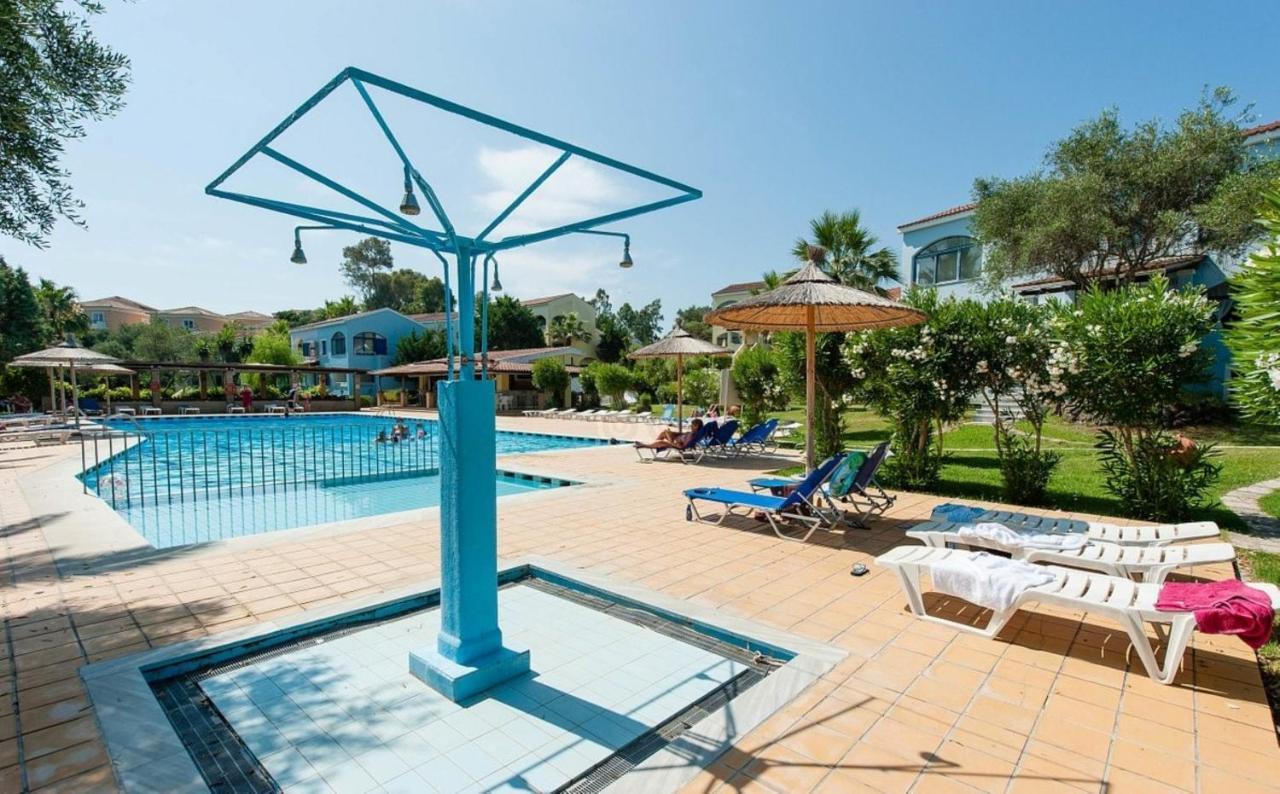 Govino Bay Luxury Beach Loft Apartment Danilia Buitenkant foto