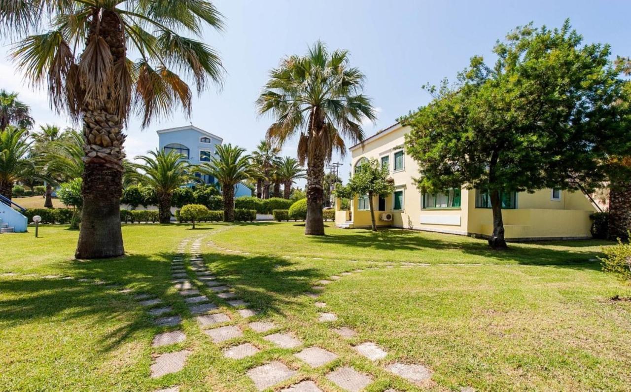 Govino Bay Luxury Beach Loft Apartment Danilia Buitenkant foto