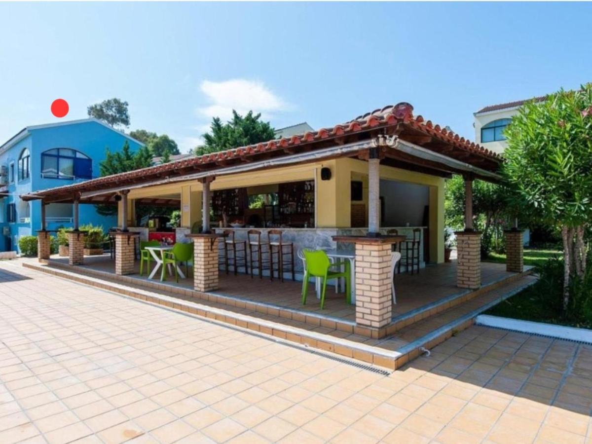 Govino Bay Luxury Beach Loft Apartment Danilia Buitenkant foto